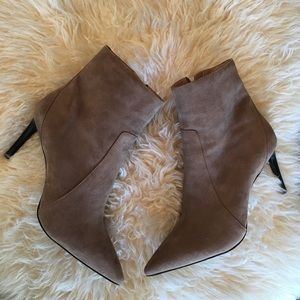 Beige / nude Banana Republic booties.